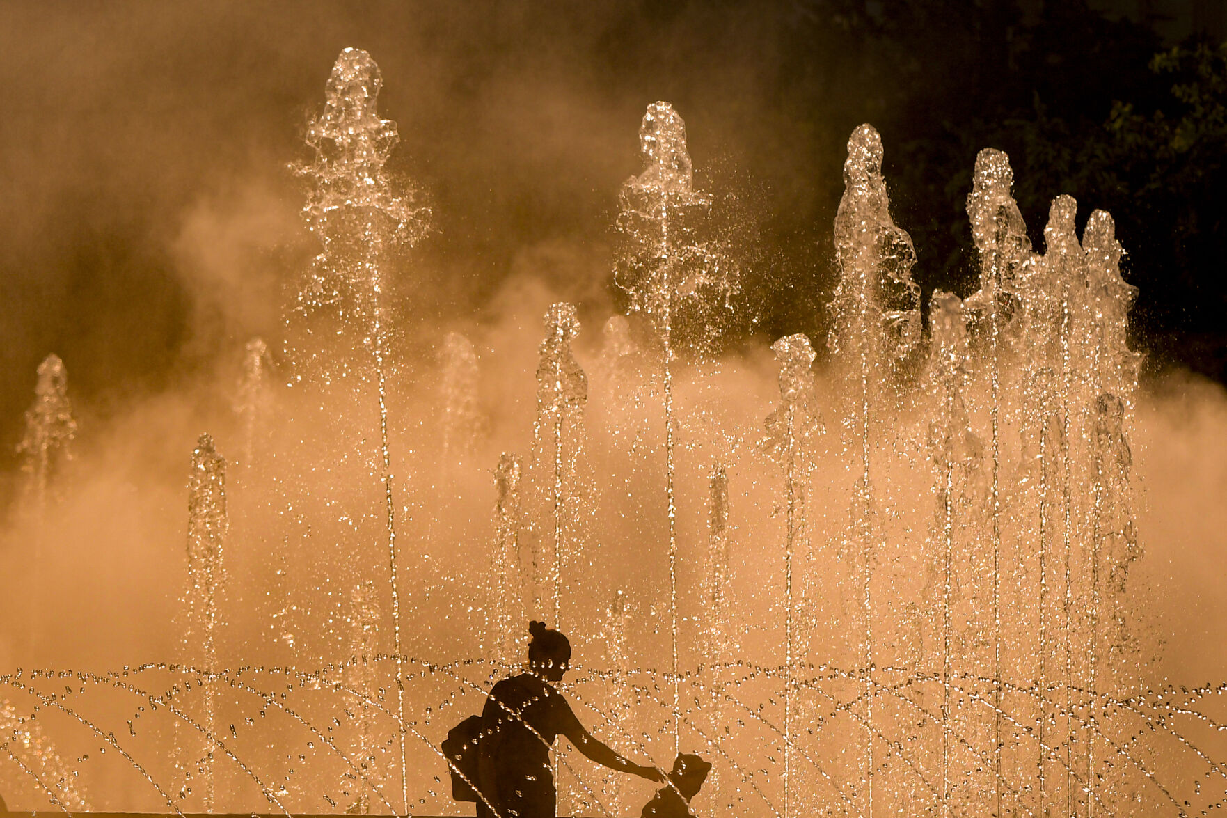 APTOPIX Romania Heatwave